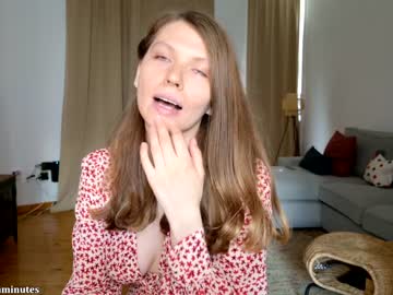 webcam girl giveyouelevenminutes live cam image #5162137