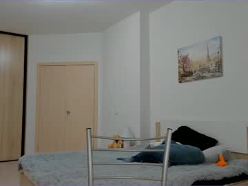 webcam girl elisa_oliver live cam image #744826