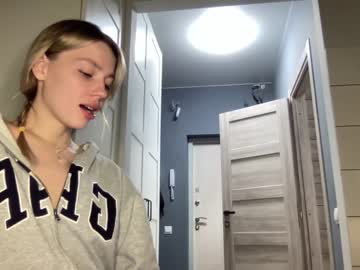 webcam girl angel_from_sky live cam image #2907290