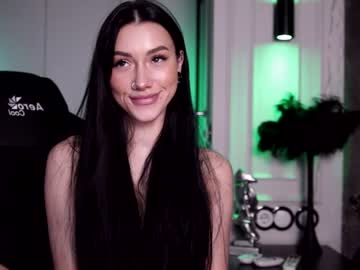 webcam girl miladenver live cam image #2977837