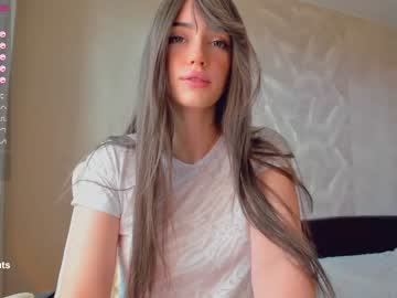 webcam girl milena_manin live cam image #2375748
