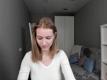 webcam couple christine_bae live cam image #6452832
