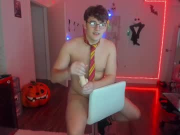 webcam man thejohnnystone live cam image #333842