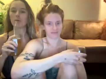 webcam couple fartsmommy live cam image #4513964