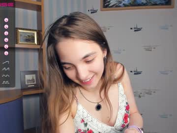 webcam girl shy_media live cam image #4417876
