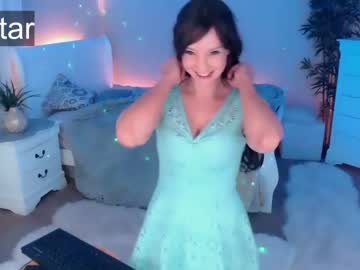 webcam girl ticketshow live cam image #2417540