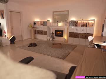 webcam girl hannahjames710 live cam image #1050710