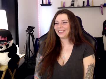 webcam girl bigtittedtattedlesbian live cam image #1588969