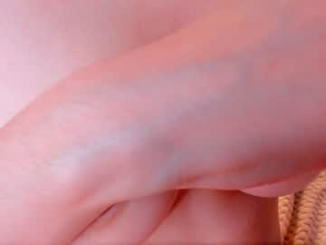 webcam girl unicorngirls live cam image #2416579