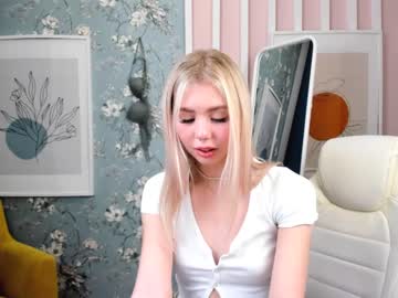 webcam couple cassie_palmer live cam image #4410152