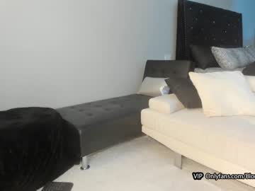 webcam girl blonde_riderxxx live cam image #6041321