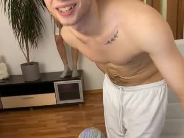 webcam man milky_m0use live cam image #7060482