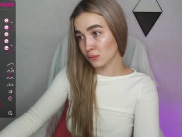 webcam girl yourvirusqueen_ live cam image #2230725