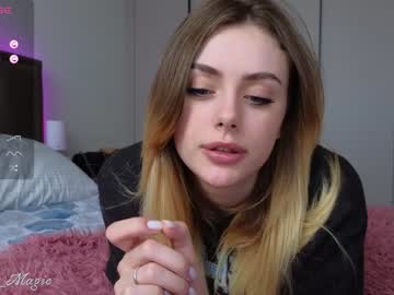 webcam girl sky_magic live cam image #6734344