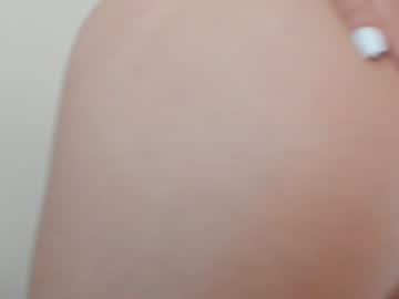 webcam girl christine0990__ live cam image #4915456