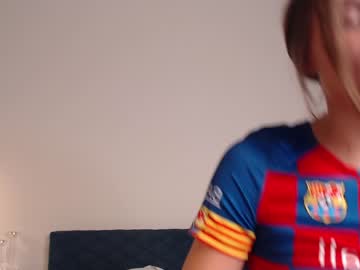webcam girl cherry_beauty live cam image #4686460