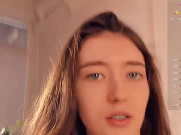 webcam girl llkadream live cam image #5879536
