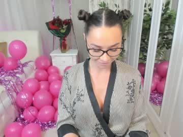 webcam girl squirtbetty live cam image #1868149