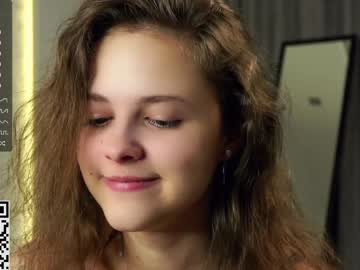 webcam girl a_whole_eternity live cam image #6631348