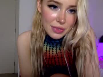 webcam girl tastytilly live cam image #3735737