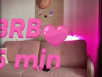 webcam girl elli_harmon live cam image #4539435