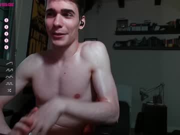 webcam man dumbnerd3 live cam image #4827670