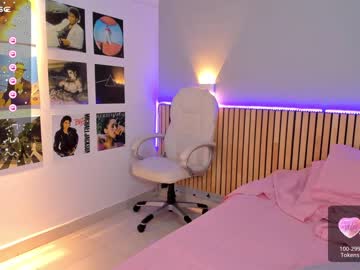 webcam girl little_effy18 live cam image #6370341