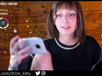 webcam girl lit1le_kitty_ live cam image #3025762