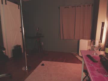 webcam girl aynmarie live cam image #5481282