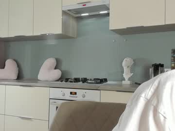 webcam girl miaaperry live cam image #3848168