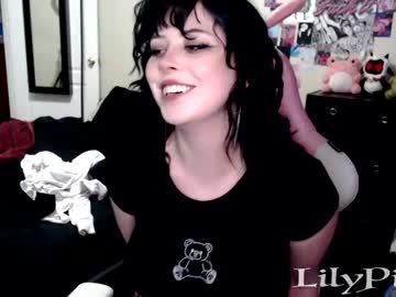 webcam girl lilypixel live cam image #4543256