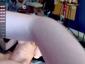 webcam girl careful_i_bite live cam image #3131395