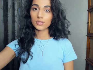 webcam girl suzannedavise live cam image #5657335
