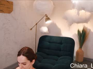 webcam girl chiara_luxury live cam image #3366685