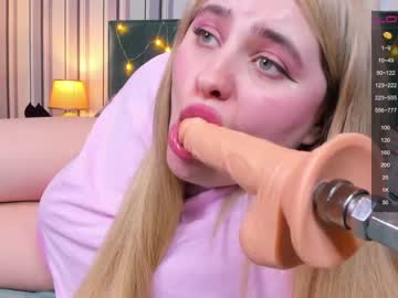 webcam girl miraclark1 live cam image #1752607
