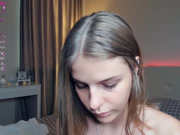 webcam girl erline_may live cam image #6976383