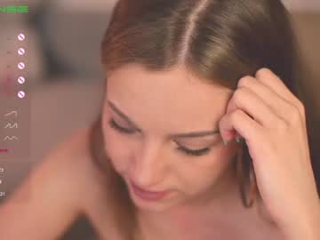 webcam girl mia_milagros live cam image #4565007