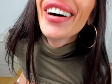 webcam girl ingridblondy94 live cam image #2897830