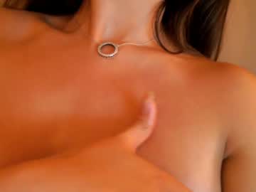 webcam girl sharasuo live cam image #977104