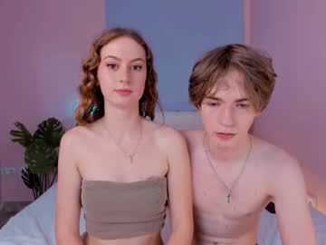 webcam couple roxy_and_dilan live cam image #7009980