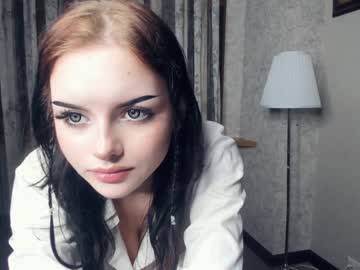 webcam girl cute_caprice live cam image #4476981