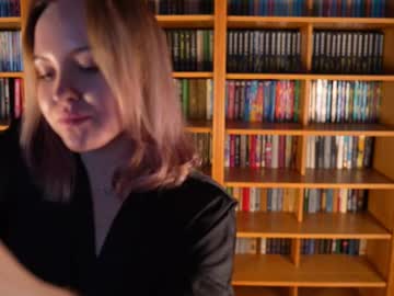 webcam girl dinasmit live cam image #7042333