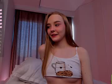 webcam girl lissa_meooow live cam image #6592154
