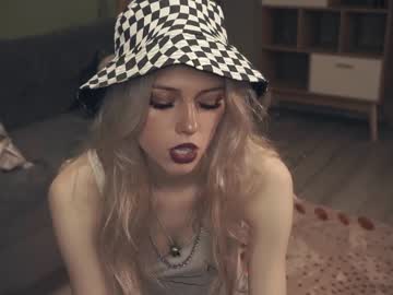 webcam girl audreycarvin live cam image #6553910