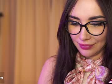 webcam girl sweety_rinushka_ live cam image #921823