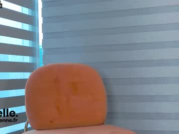 webcam girl belle_adrienne live cam image #5638805