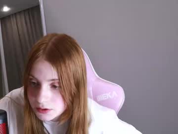 webcam girl edahawks live cam image #7057856