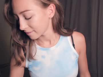 webcam girl wave_of_happy_ live cam image #5576085