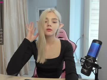 webcam girl allotropp live cam image #3439561