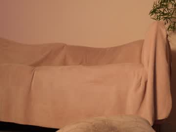 webcam girl sasha_ursx live cam image #744583